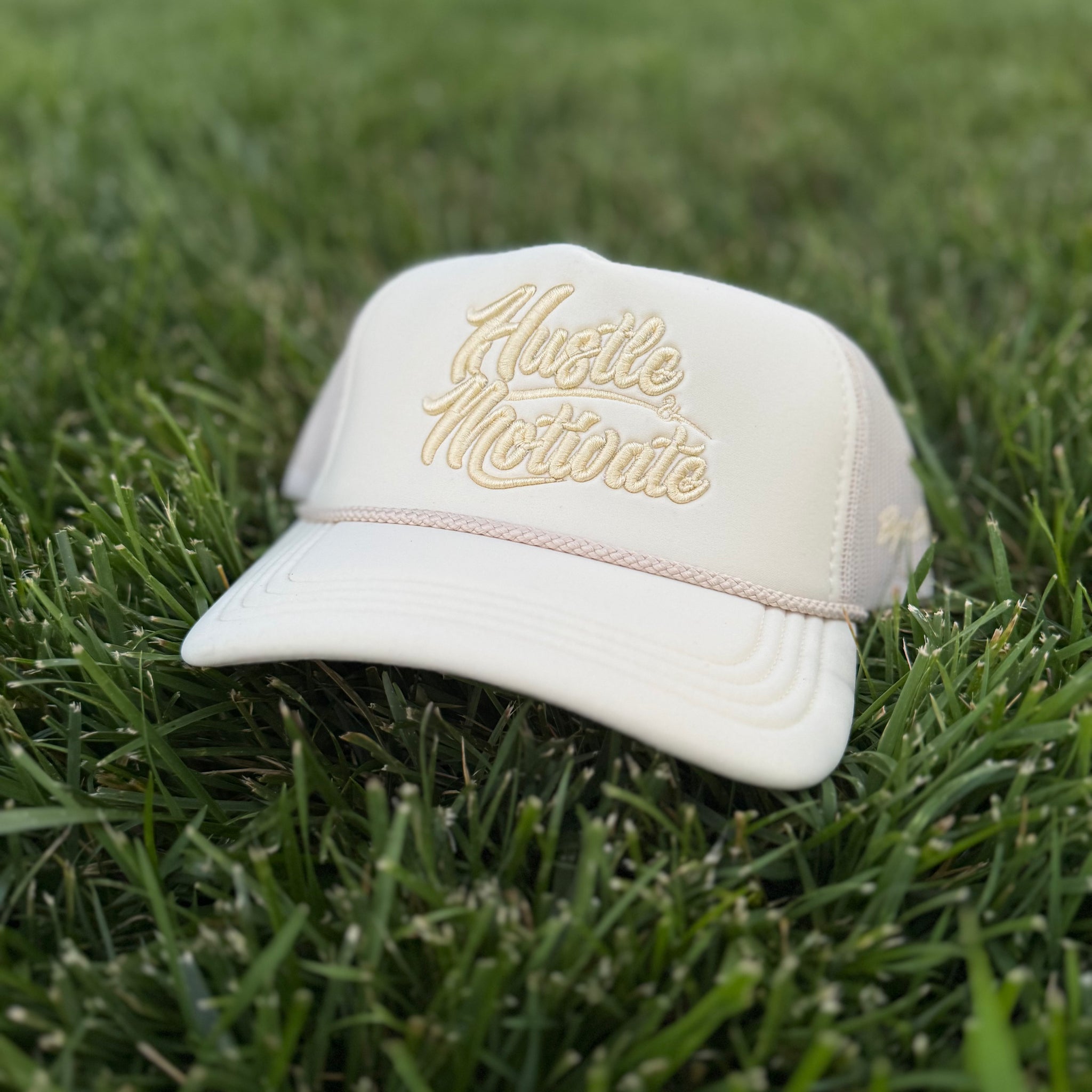 Hustle & Motivate Truckers